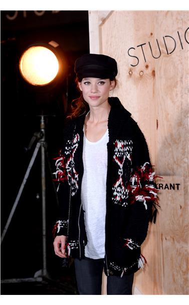 16541132_hm_im_Astrid_berges_frisbey_wearing_hm.limghandler